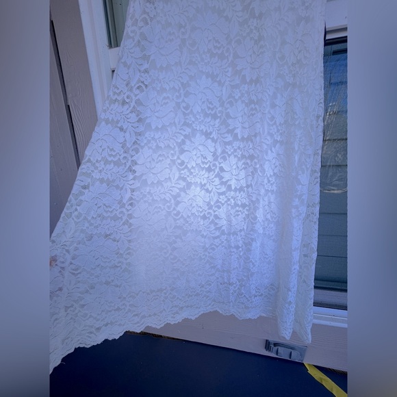 Windsor szM lace mermaid wedding dress - Picture 6 of 13